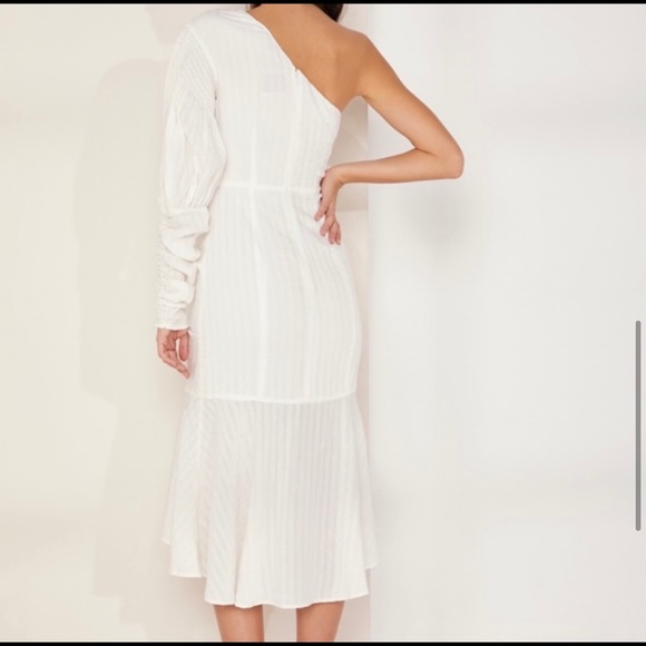 C/MEO Off White One Shoulder Dress - Picture 7 of 9